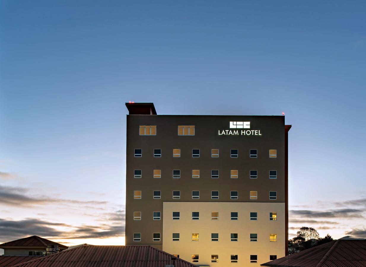 Latam Hotel Plaza Pradera 克萨尔特南戈 外观 照片